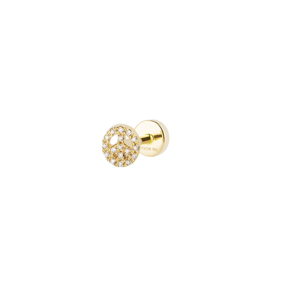 Close-up side view of a stunning 18 KT yellow gold ear stud piercing in the shape of a peace-sign adorned with brilliant white diamonds