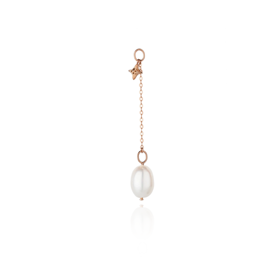 HANA in 18 KT rose gold with an oval freshwater pearl and ANNA Signature Star front view.