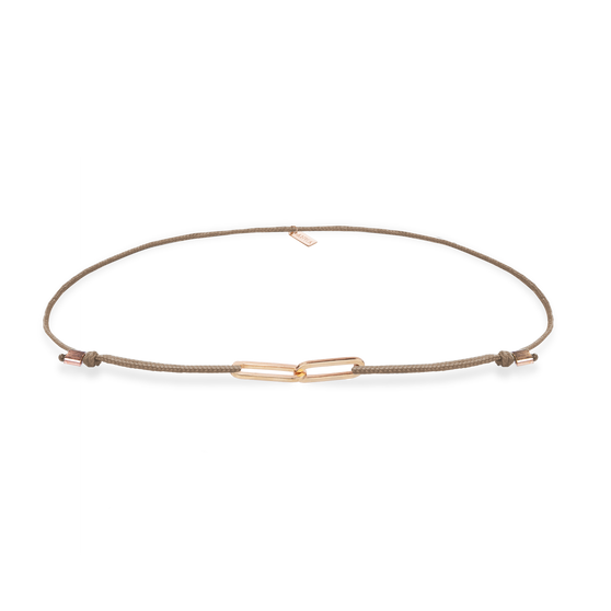 front view of Wristband with beige ribbon and chain links in 18 KT rose gold