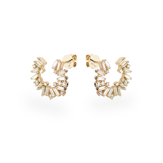 Earrings in yellow gold with white diamonds cutout, sideview